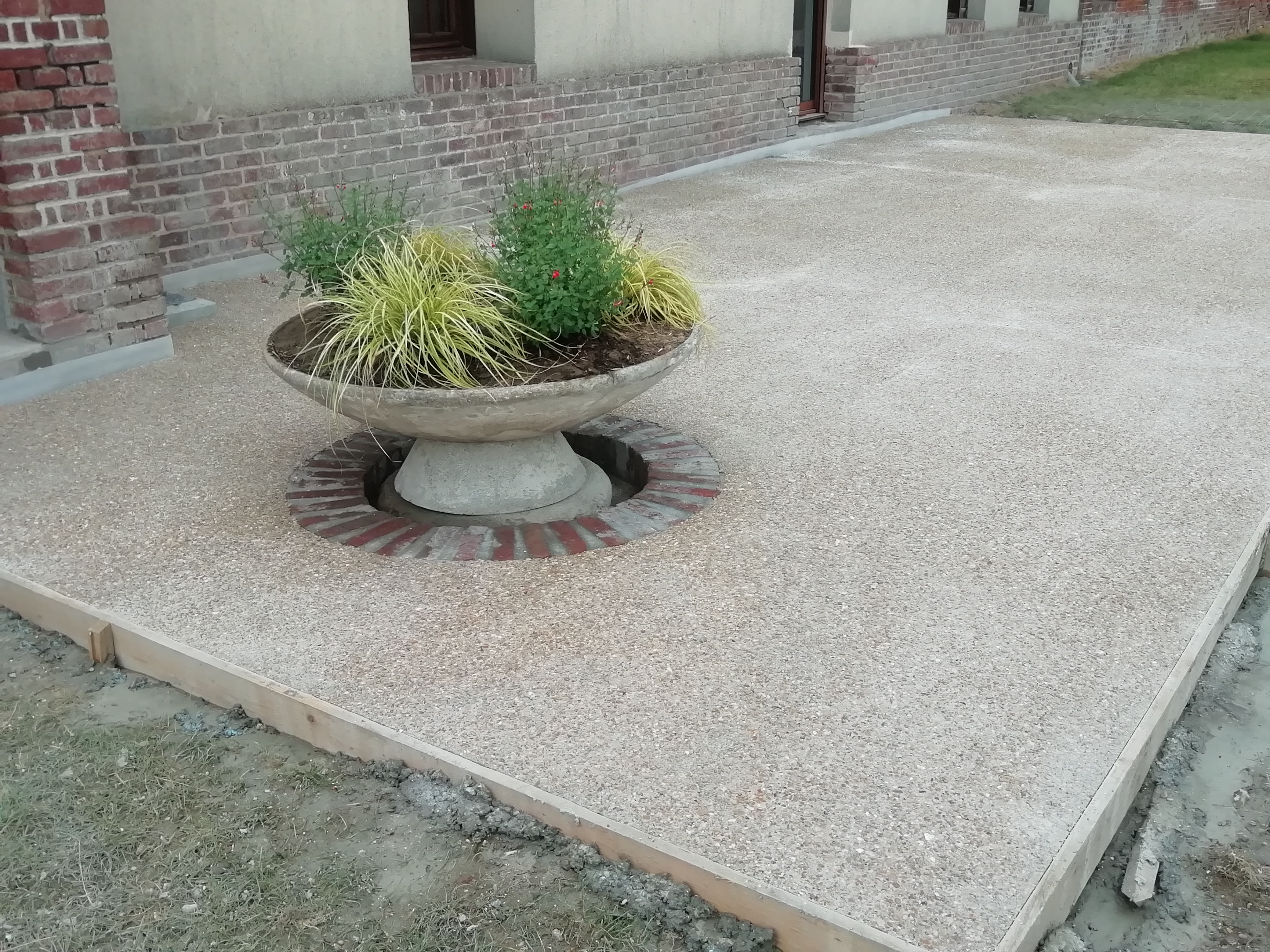 Terrasse en béton désactivé